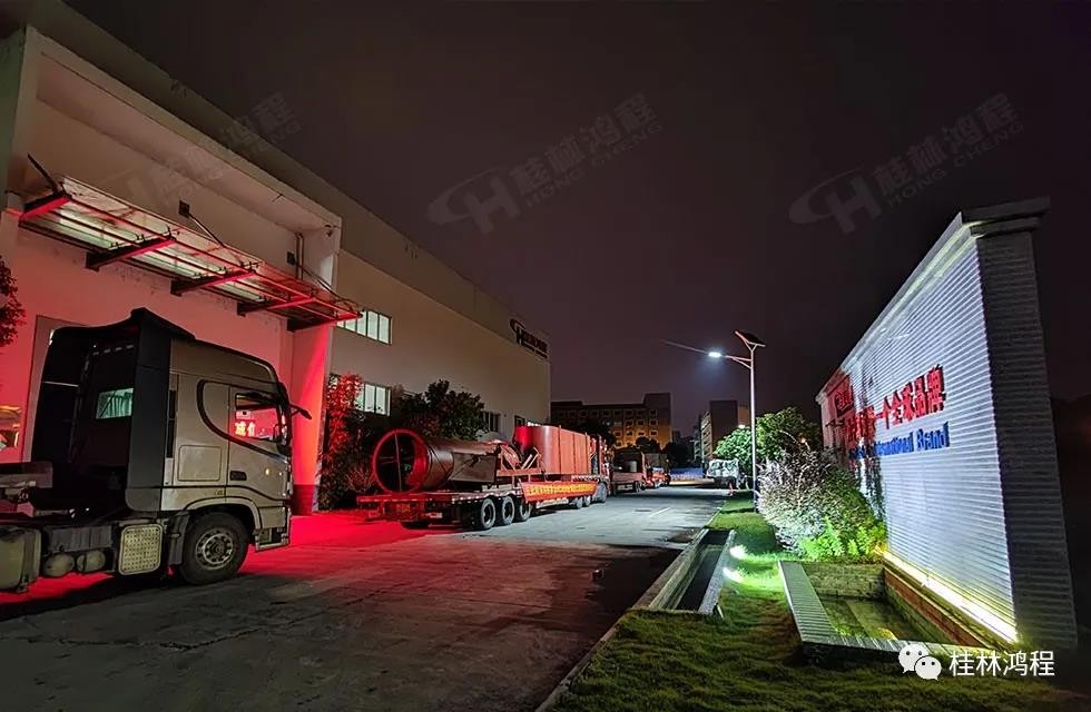 桂林鸿程首台HC3000全球超大型雷蒙磨正式投入市场